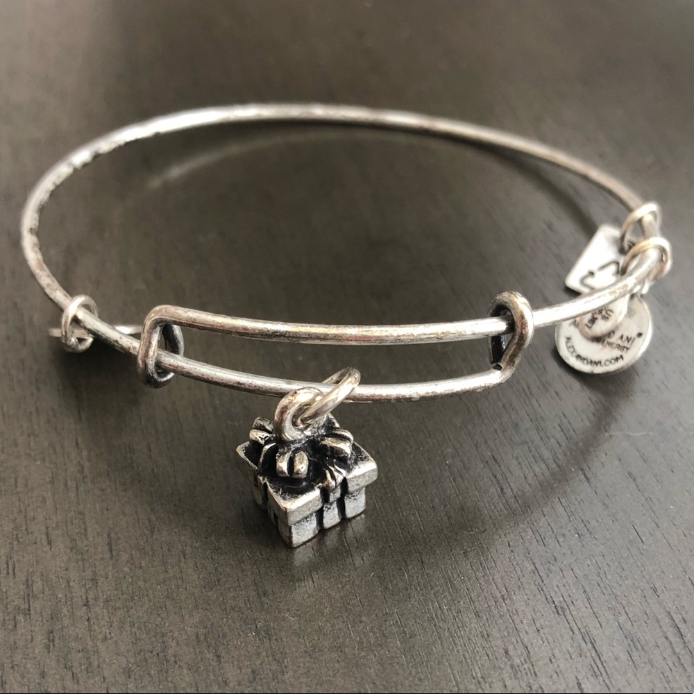 Alex & Ani Present Bangle 🎁